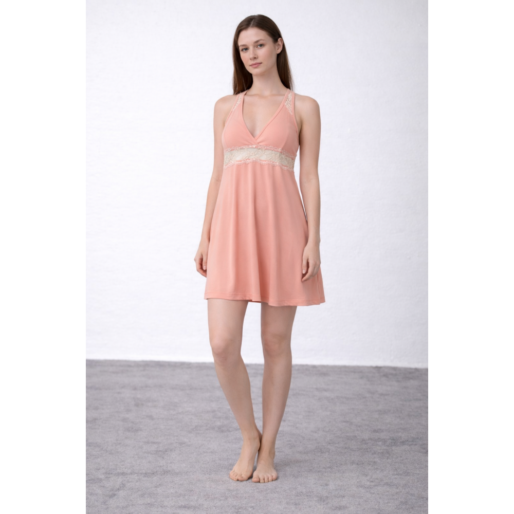 Νυχτικό Pink Label 495, με εντυπωσιακή πλάτη και λεπτομέρειες από δαντέλα, ΣΟΜΟΝ