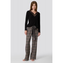 Pen-ky Lingerie 53681X6-95994X6, Γυναικείο Σετ Homewear σε συνδυασμό μαύρου και καρό παντελόνι