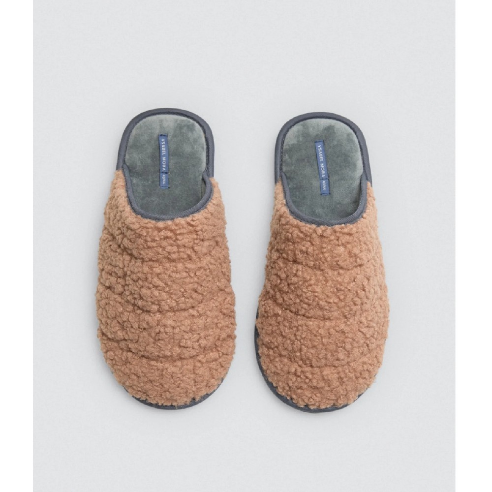 Ysabel Mora Y24078, Ανδρική Παντόφλα από μπουκλέ fleece, FW2025-26, ΤΑΜΠΑ